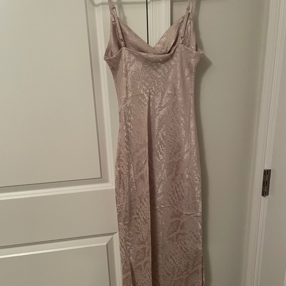 Express Dress, Extra Small, Cream Pattern Cowl Ne… - image 3